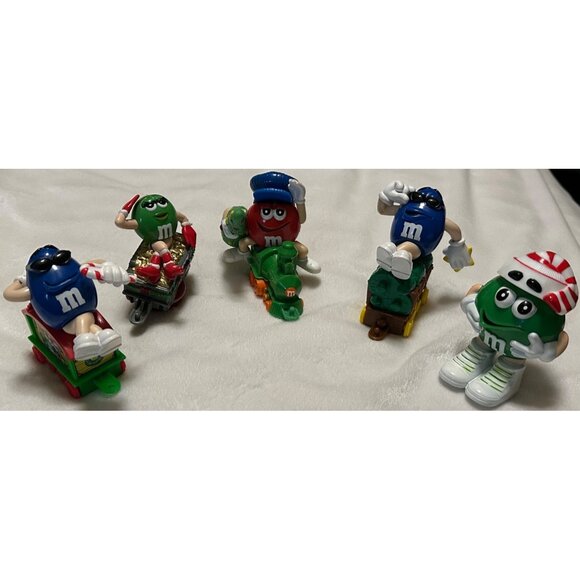 RANDOM Lot of 5 M&M Candy Toy Collectibles Plastic (VARIES) - Picture 2 of 11